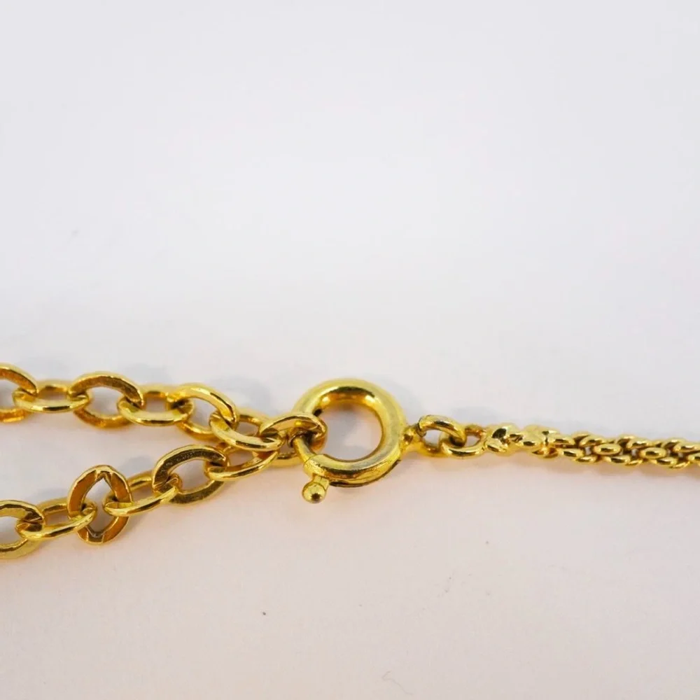 Dior Heart Necklace - Picture 5 of 6